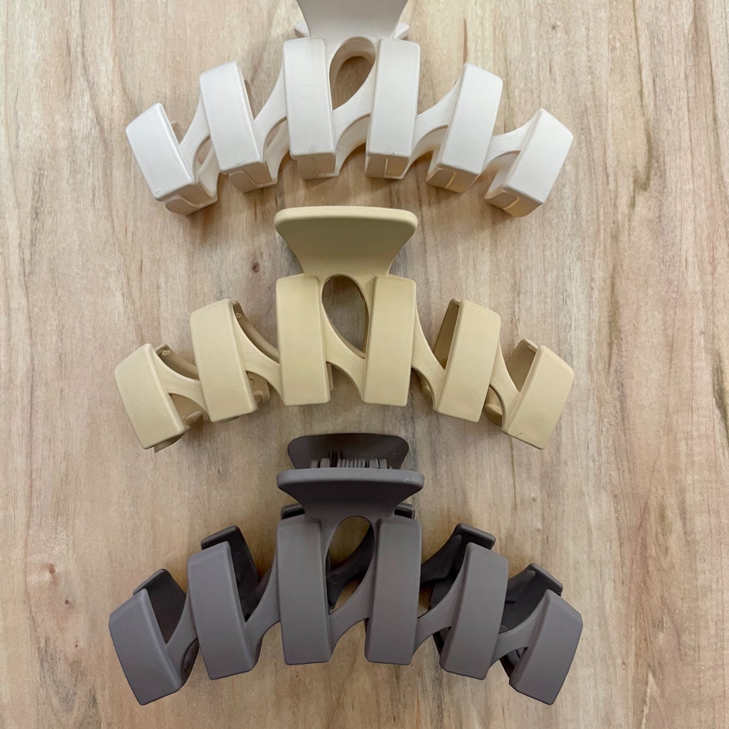 Zig Zag Hair Claw Clip