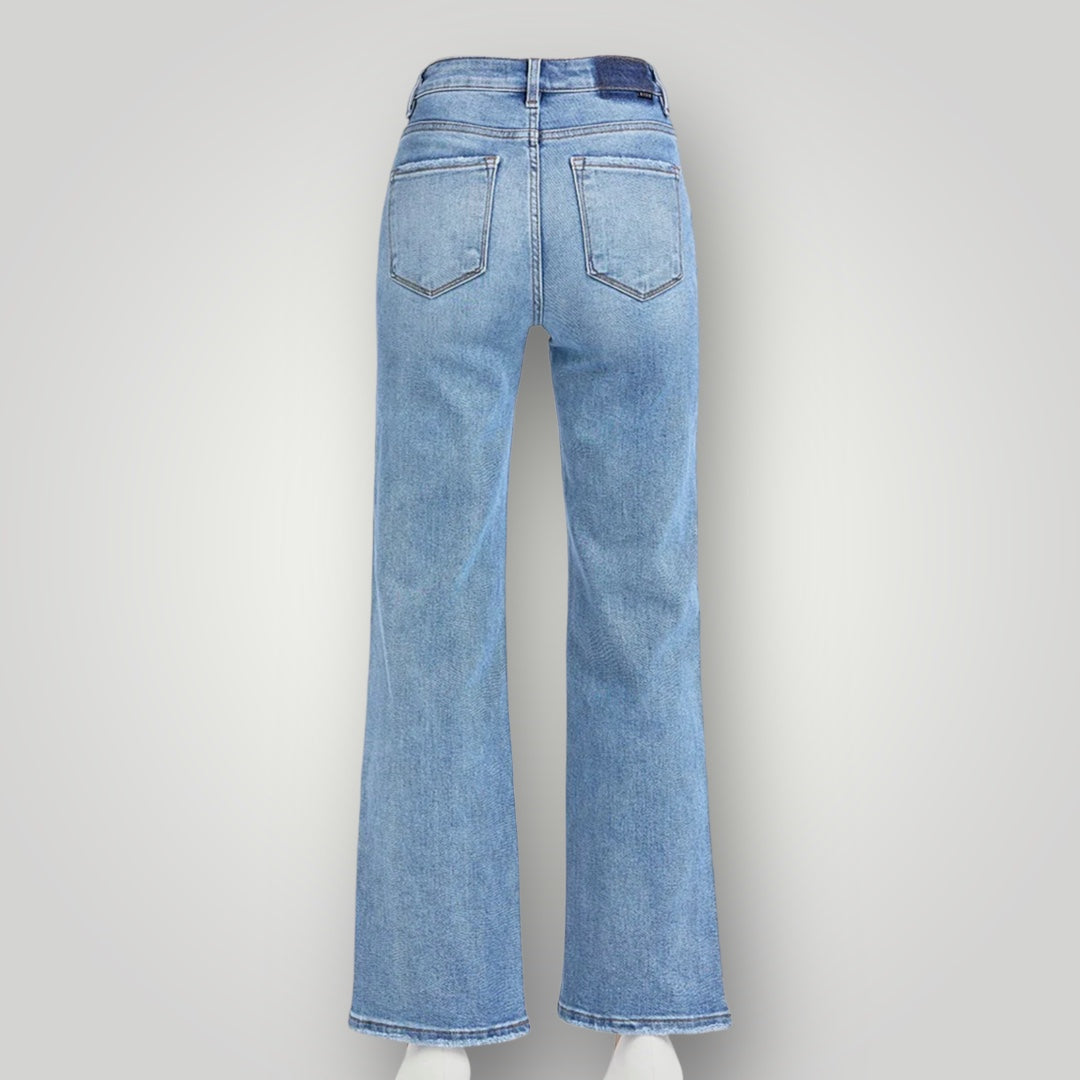 Lilli Straight-Leg Jean